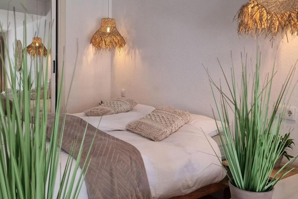 Luxe Studio Met Ruim Terras, Vlak Aan Zee! Sitio de Calahonda Exteriér fotografie